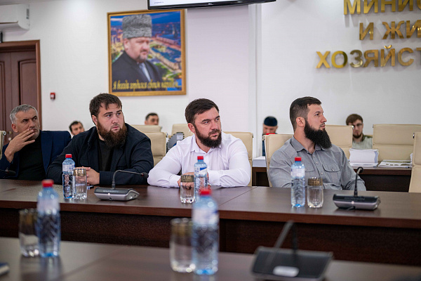 Эксперты Группы ПОЛИПЛАСТИК представили в Минстрое Чеченской Республики решения для жилищно-коммунального хозяйства и гражданского строительства